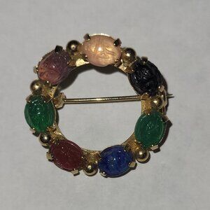 Vintage Scarab Cabochon Round Pin/Brooch in Gold Tone Metal Setting